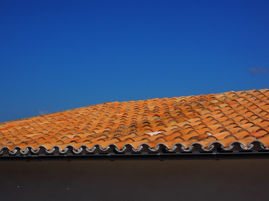 roof, roof panels, flat roof-1090608.jpg